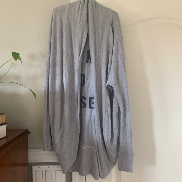 •Sundry Follow Me to the Sea Grey Sweater• - Picture 4 of 7